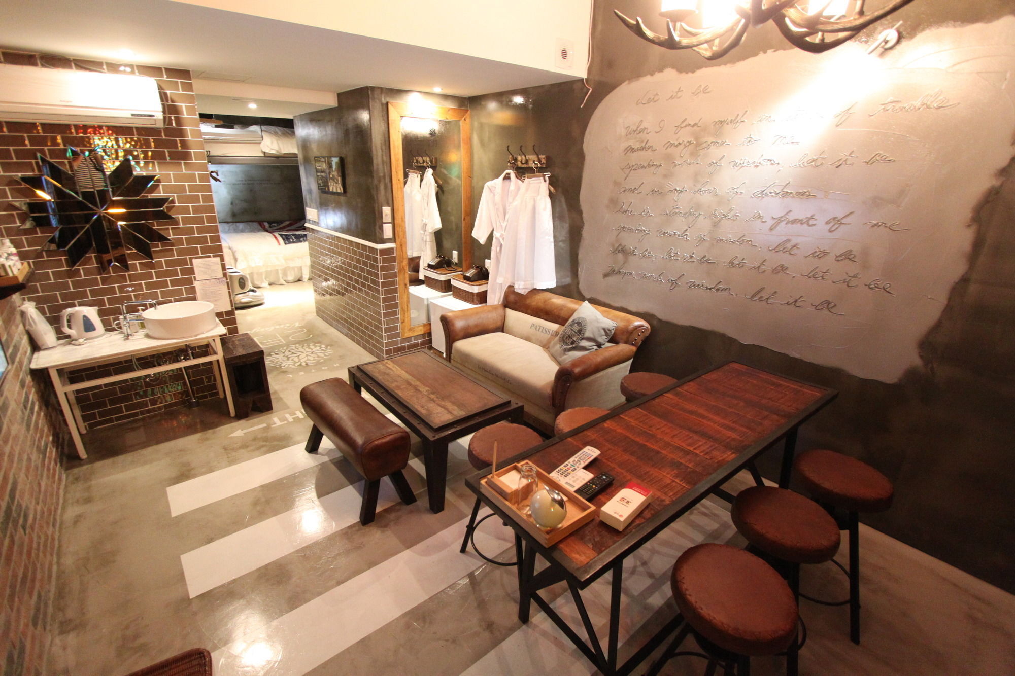 February Hotel Hwanggeum Daegu Zewnętrze zdjęcie