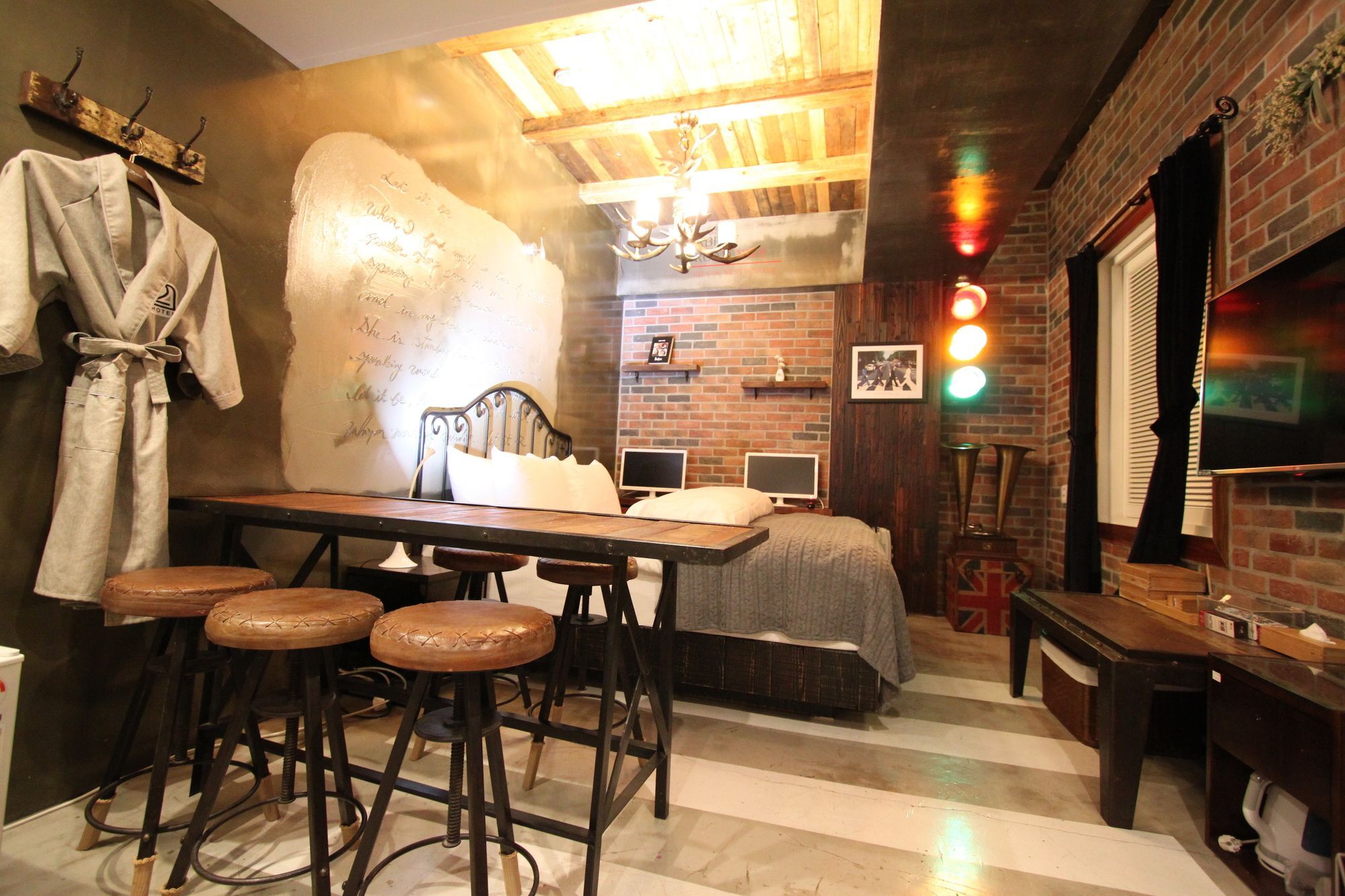 February Hotel Hwanggeum Daegu Zewnętrze zdjęcie